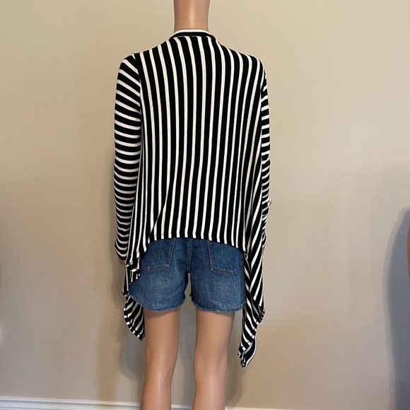 BCBG Maxazria black label black white stripe asymmetrical sweater size XS - Picture 4 of 8